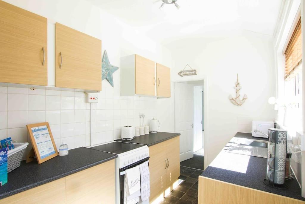 Beautiful 2 Bedroom House Close To The Seaside Клиторпс Экстерьер фото
